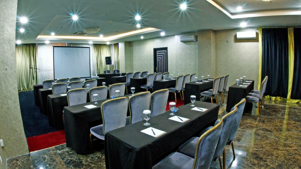 Amaroossa Cosmo Jakarta Jacarta Exterior foto
